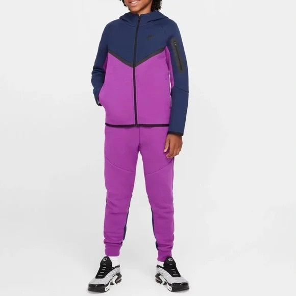Nike Tech - Black and Purple Jacket & Pants - Picture 3 of 4